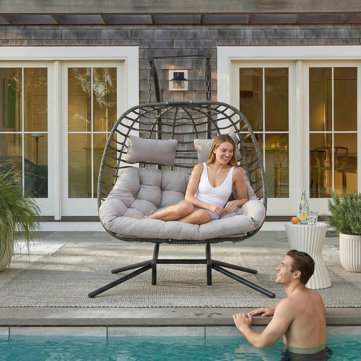 2 Per Hanging Egg Chairson